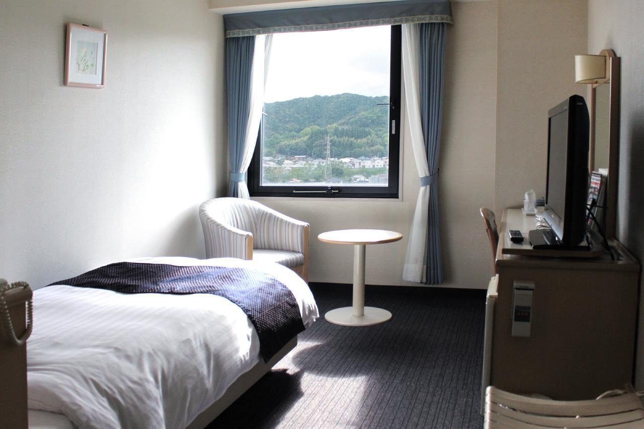 Hotel Verfort Hyuga Zewnętrze zdjęcie