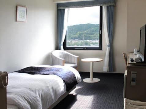 Hotel Verfort Hyuga Zewnętrze zdjęcie