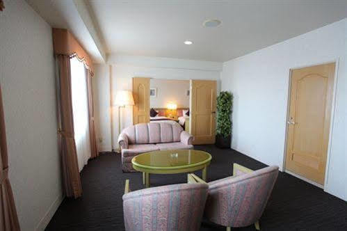 Hotel Verfort Hyuga Zewnętrze zdjęcie